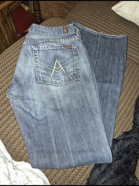 Light Wash 7's Embroidered Pocket Jeans - Blue